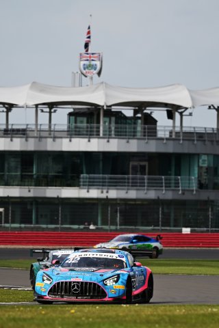 #42 - Charles Dawson / Kiern Jewiss - 2 Seas Motorsport Mercedes-AMG GT3 Evo
 | SRO / JEP