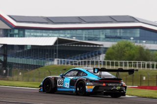 #66 - Nick Jones / Sven Muller - Team Parker Racing Porsche 911 GT3 R (992)
 | SRO / JEP