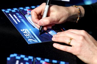 British GT autograph session
 | SRO / JEP