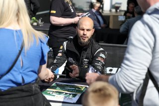 British GT autograph session
 | SRO / JEP