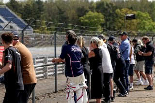 Fans at SIlverstone
 | SRO / JEP