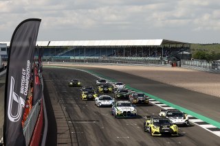 Start of the GT4 Race - #84 - Aiden Neate / Josh Miller - Mahiki Racing Lotus Emira GT4 lead
 | SRO / JEP