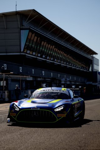 #15 - Andrew Gilbert / Aaron Walker - 2 Seas Motorsport - Mercedes-AMG GT3 Evo | SRO / JEP