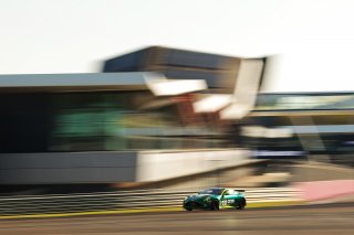 #21 - Will Orton / Jessica Hawkins - MK Racing - Aston Martin Vantage AMR GT4 Evo
 | JEP \ SRO