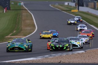 #21 - Will Orton / Jessica Hawkins - MK Racing - Aston Martin Vantage AMR GT4 Evo
 | SRO / JEP