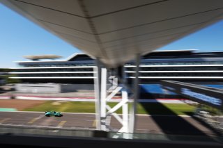 #21 - Will Orton / Jessica Hawkins - MK Racing - Aston Martin Vantage AMR GT4 Evo | SRO / JEP