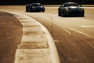 #27 - Daniel Lavery / Darren Turner - Grange Racing with FSR - Aston Martin Vantage AMR GT4 Evo | SRO / JEP