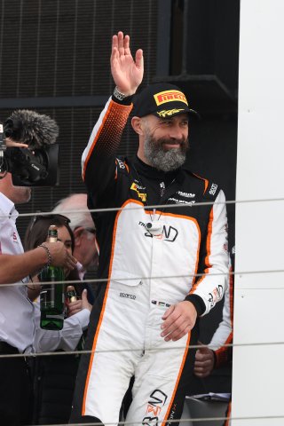 #3 - Yasser Shahin - Optimum Motorsport - McLaren 720S GT3 Evo
 | JEP \ SRO