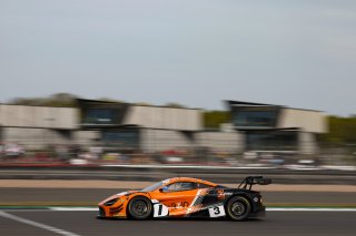 #3 - Yasser Shahin / Garnet Patterson - Optimum Motorsport - McLaren 720S GT3 Evo
 | SRO / JEP