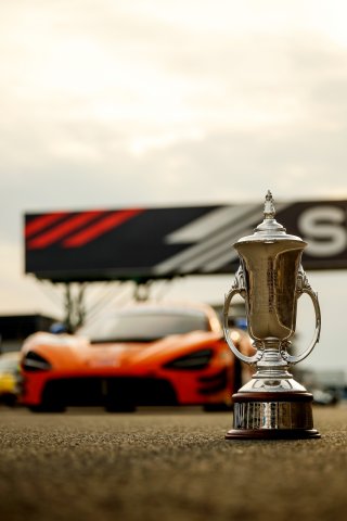 #3 - Yasser Shahin / Garnet Patterson - Optimum Motorsport - McLaren 720S GT3 Evo
 | SRO / JEP