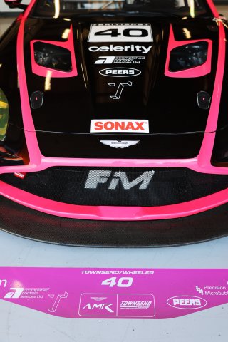 #40 - James Townsend / Joe Wheeler - Townsend Racing powered by Fox Motorsport - Aston Martin Vantage AMR GT4 Evo
 | JEP \ SRO
