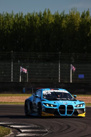 #44 - Jonathon Beeson / Charles Clark - Century Motorsport - BMW M4 GT3 Evo | SRO / JEP