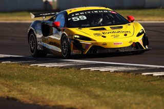 #59 - Luca Hopkinson / Josh Stanton - Optimum Motorsport - McLaren Artura GT4 | SRO / JEP