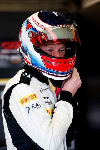 #6 - Phil Keen - Paradine Competition - BMW M4 GT3 Evo | SRO / JEP