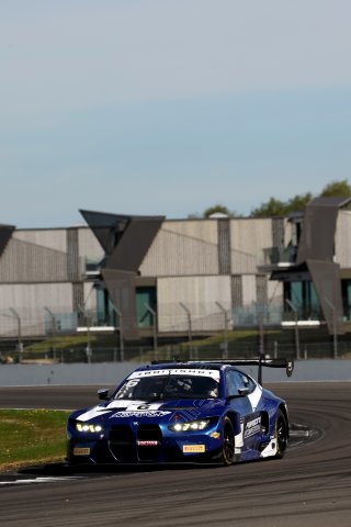 #6 - Ian Loggie / Phil Keen - Paradine Competition - BMW M4 GT3 Evo | SRO / JEP