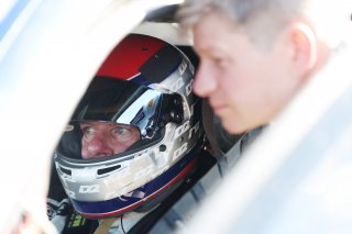 #6 - Ian Loggie / Phil Keen - Paradine Competition - BMW M4 GT3 Evo | SRO / JEP