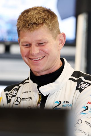 #6 - Ian Loggie / Phil Keen - Paradine Competition - BMW M4 GT3 Evo | SRO / JEP