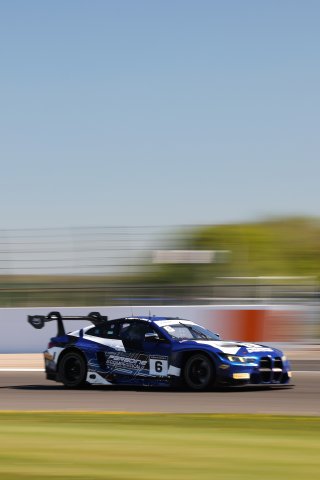 #6 - Ian Loggie / Phil Keen - Paradine Competition - BMW M4 GT3 Evo | SRO / JEP