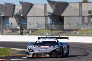 #69 - Steven Lake / Josh Rowledge - Mahiki Racing - McLaren 720S GT3 Evo | SRO / JEP