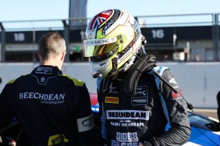#7 - Andrew Howard / Ross Gunn - Beechdean Motorsport Ltd - Aston Martin Vantage AMR GT3 Evo | SRO / JEP