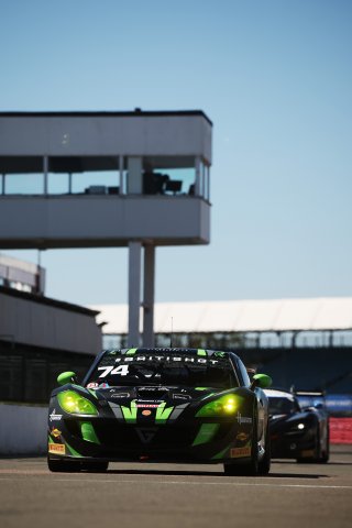 #74 - Thomas Holland / Hadley Simpson - Innovation Racing - Ginetta G56 GT4 Evo | SRO / JEP