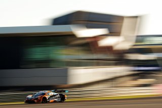 #77 - Morgan Tillbrook / Ben Barnicoat - Optimum Motorsport - McLaren 720S GT3 Evo
 | JEP \ SRO