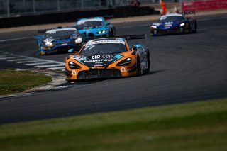 #77 - Morgan Tillbrook / Ben Barnicoat - Optimum Motorsport - McLaren 720S GT3 Evo | SRO / JEP