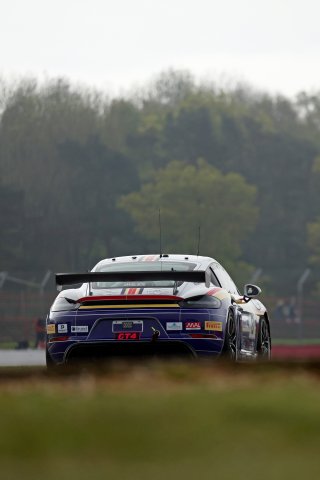 #8 - Ian Duggan / Tom Bradshaw - Toro Verde GT - Porsche 718 Cayman GT4 RS CS | SRO / JEP