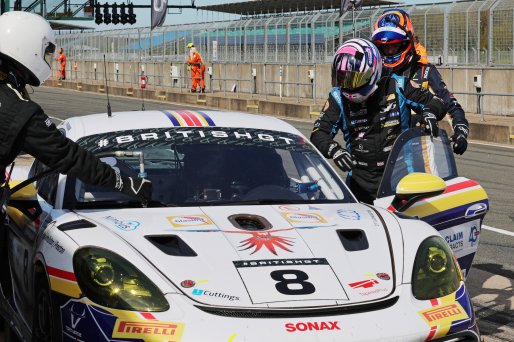 #8 - Ian Duggan / Tom Bradshaw - Toro Verde GT - Porsche 718 Cayman GT4 RS CS | SRO / JEP