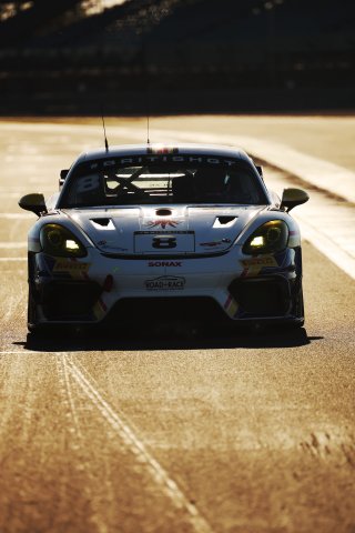 #8 - Ian Duggan / Tom Bradshaw - Toro Verde GT - Porsche 718 Cayman GT4 RS CS | SRO / JEP