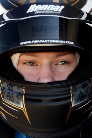 #84 - Revie Lake - Mahiki Racing - McLaren Artura GT4 | SRO / JEP