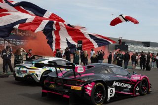 #9 - Mark Smith / Martin Plowman - Paddock Motorsport - McLaren 720S GT3 Evo
 | JEP \ SRO