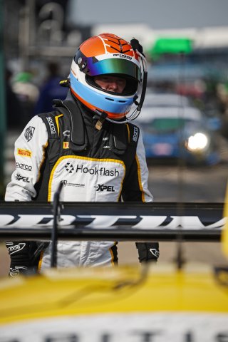 #90 - Marc Warren - Optimum Motorsport - McLaren 720S GT3 Evo | SRO / JEP