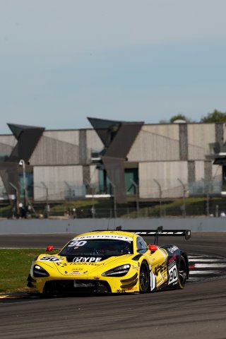 #90 - Marc Warren / Jack Brown - Optimum Motorsport - McLaren 720S GT3 Evo | SRO / JEP