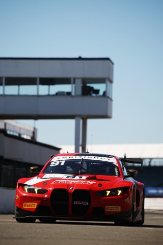 #91 - Darren Leung / Dan Harper - Paradine Competition - BMW M4 GT3 Evo | SRO / JEP