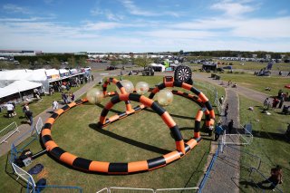 Fans at Silverstone
 | SRO / JEP