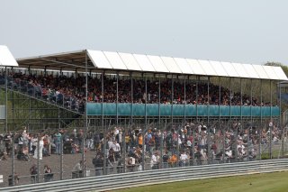 Fans at Silverstone
 | JEP \ SRO