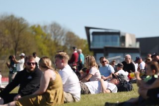 Fans at Silverstone
 | SRO / JEP
