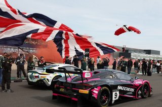 Red Devils on the grid of the Silverstone 500
 | JEP \ SRO