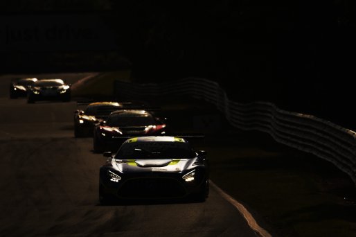 #15 - Ian Loggie / Aaron Walker - 2 Seas Motorsport - Mercedes-AMG GT3 Evo
 | SRO / JEP