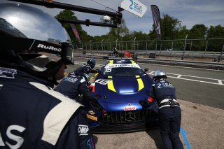 #15 - Ian Loggie / Aaron Walker - 2 Seas Motorsport - Mercedes-AMG GT3 Evo
 | SRO / JEP