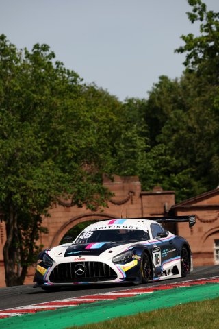#18 - Kevin Tse / Ben Green - 2 Seas Motorsport - Mercedes-AMG GT3 Evo
 | SRO / JEP