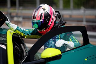 #21 - Jessica Hawkins - MK Racing - Aston Martin Vantage AMR GT4 Evo
 | SRO / JEP