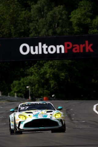 #27 - Daniel Lavery / Darren Turner - Grange Racing with FSR - Aston Martin Vantage AMR GT4 Evo | SRO / JEP