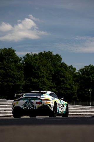 #27 - Daniel Lavery / Darren Turner - Grange Racing with FSR - Aston Martin Vantage AMR GT4 Evo | SRO / JEP
