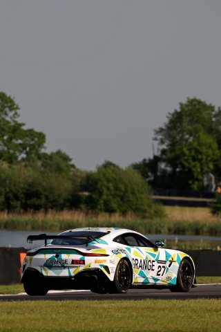 #27 - Daniel Lavery / Darren Turner - Grange Racing with FSR - Aston Martin Vantage AMR GT4 Evo
 | SRO / JEP