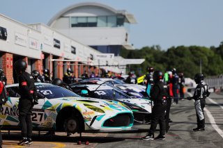 #27 - Daniel Lavery / Darren Turner - Grange Racing with FSR - Aston Martin Vantage AMR GT4 Evo | David Lord Photography