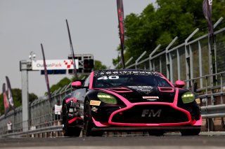 #40 - James Townsend / Joe Wheeler - Townsend Racing powered by Fox Motorsport - Aston Martin Vantage AMR GT4 Evo
 | SRO / JEP