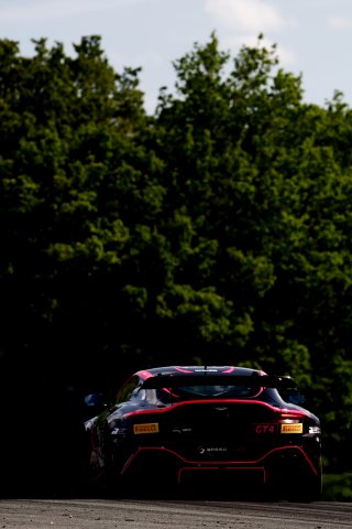 #40 - James Townsend / Joe Wheeler - Townsend Racing powered by Fox Motorsport - Aston Martin Vantage AMR GT4 Evo | SRO / JEP