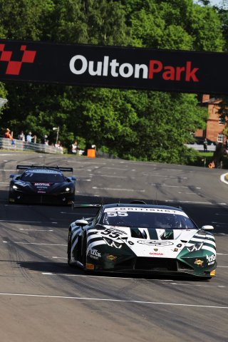 #55 - Duncan Cameron / Matt Griffin - Barwell Motorsport - Lamborghini Huracan GT3 Evo2 | David Lord Photography